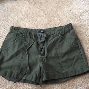 GAP shorts
